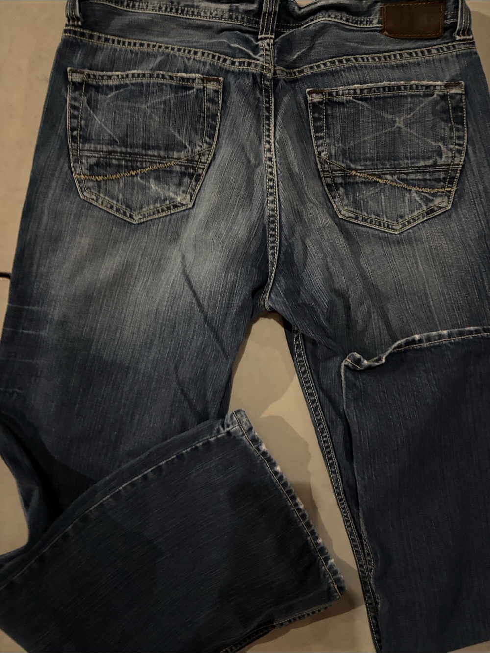 Men's Buckle \ Tyler Jeans - 33 x 32